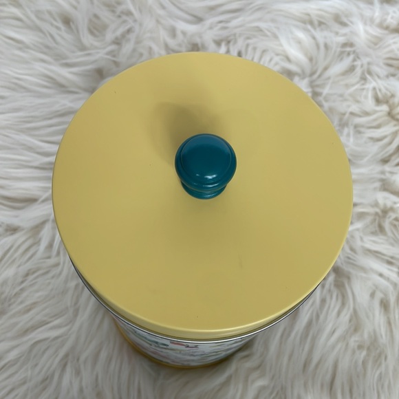 The Pioneer Woman Metal Can - Picture 2 of 5